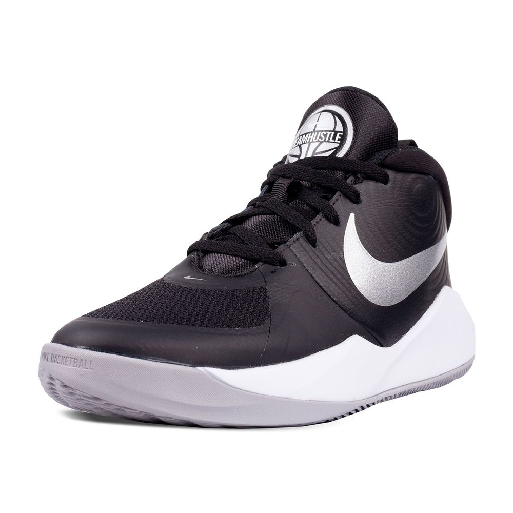 nike team hustle 9