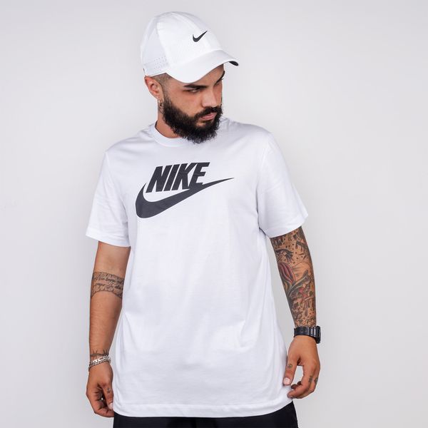 camiseta nike icon futura