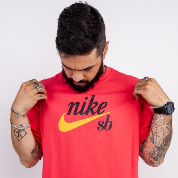 Camiseta-Nike-SB-DB9977-623_1
