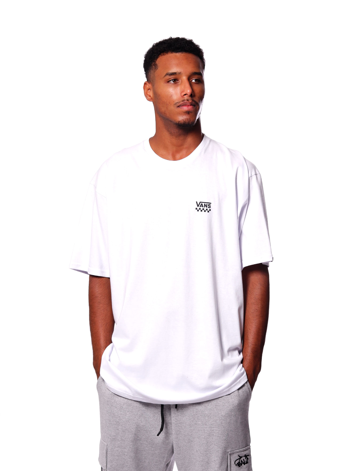 Camiseta-vans-left-chest-logo-Branco
