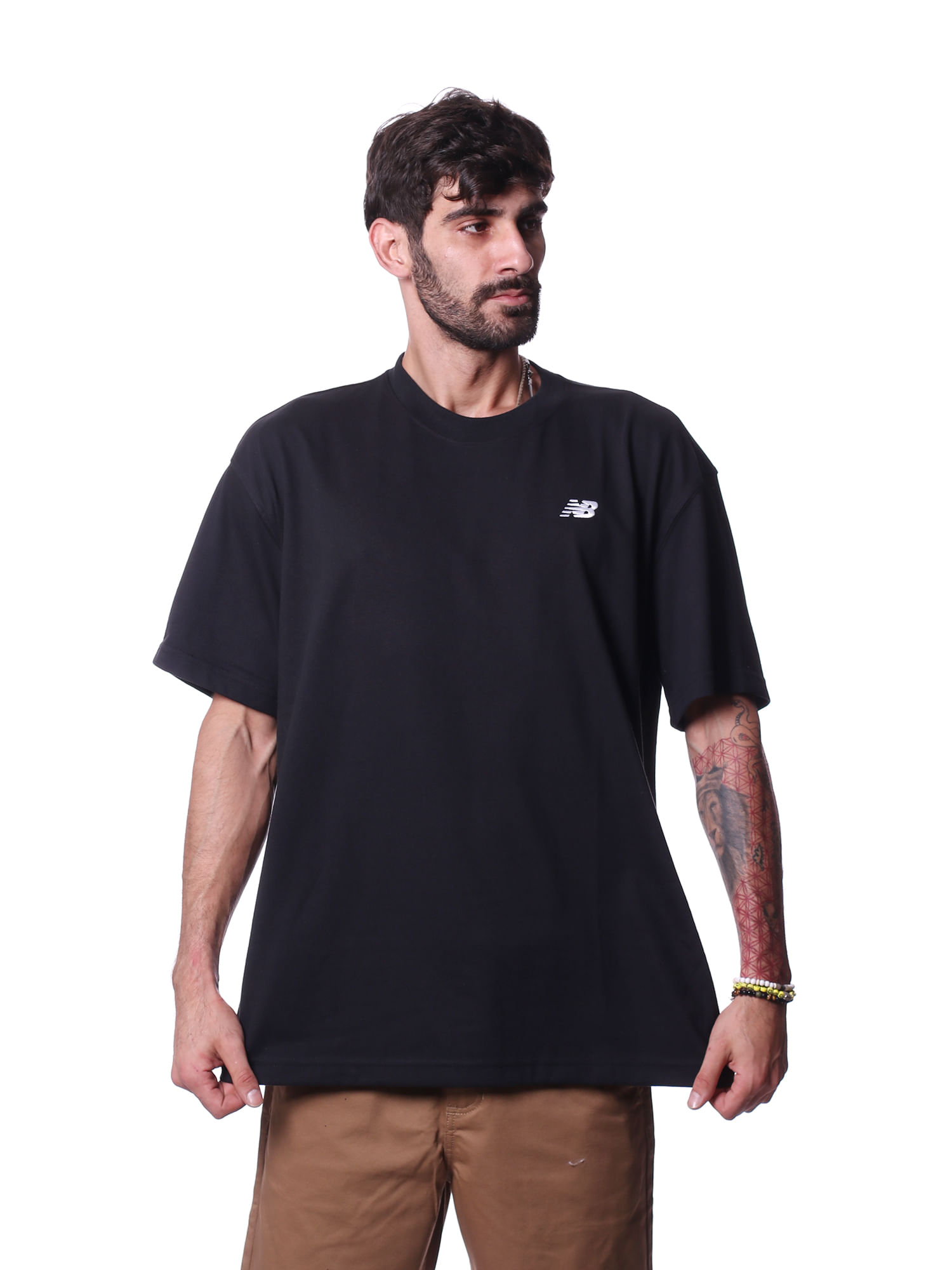 Camiseta-new-balance-small-logo-Preto